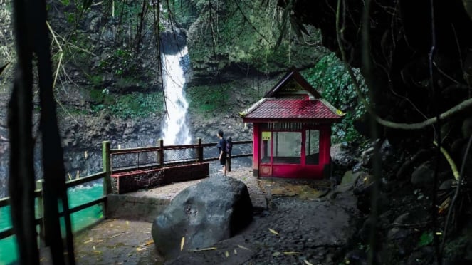 Menikmati Kesejukan Alam di Curug Dago Bandung